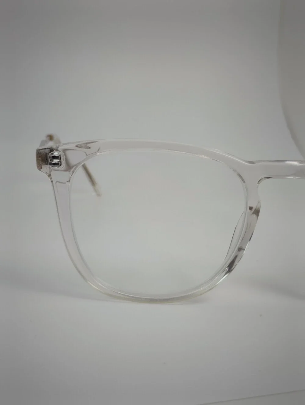 Eyebuydirect sleek transparent